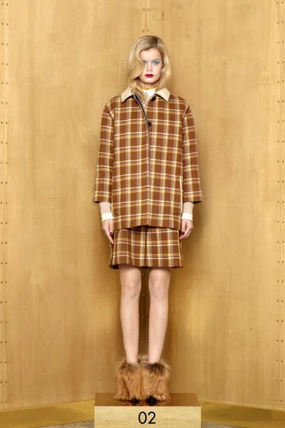 Look 2